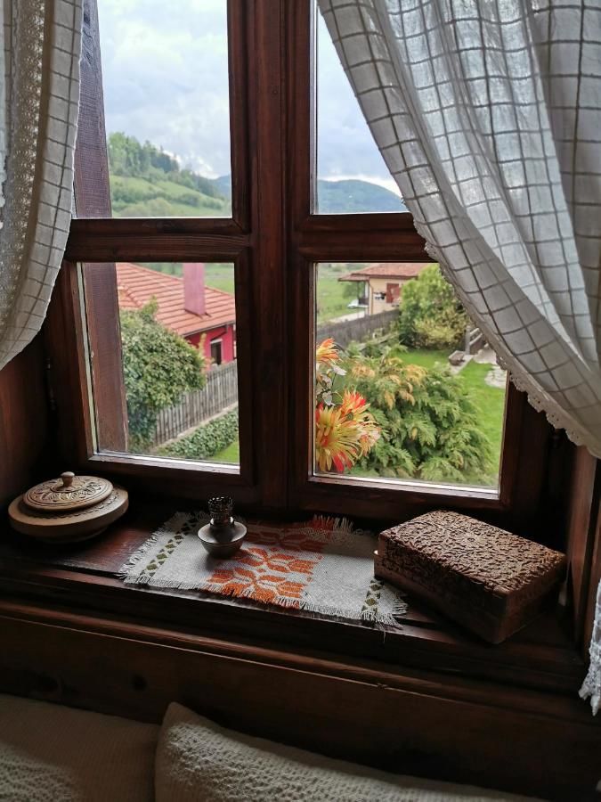 Гостевой дом Hadji Neikovi Guest Houses Копривштица-19