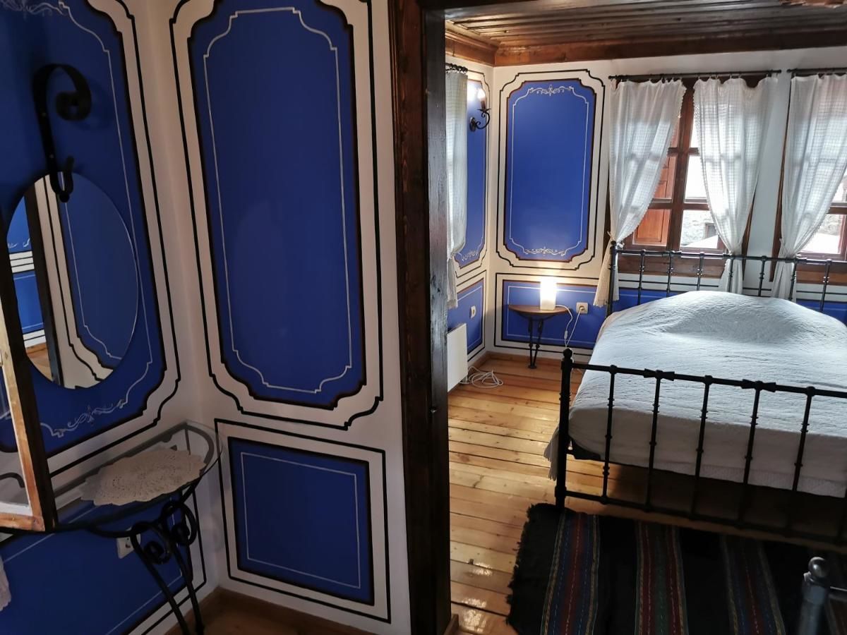 Гостевой дом Hadji Neikovi Guest Houses Копривштица