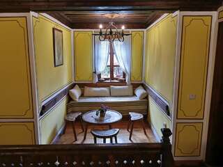 Гостевой дом Hadji Neikovi Guest Houses Копривштица-7
